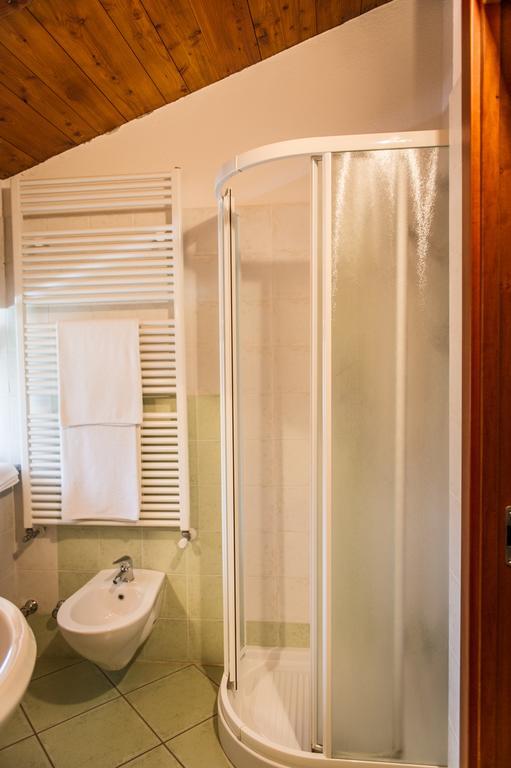Al Pasche Bed and Breakfast Dronero Δωμάτιο φωτογραφία