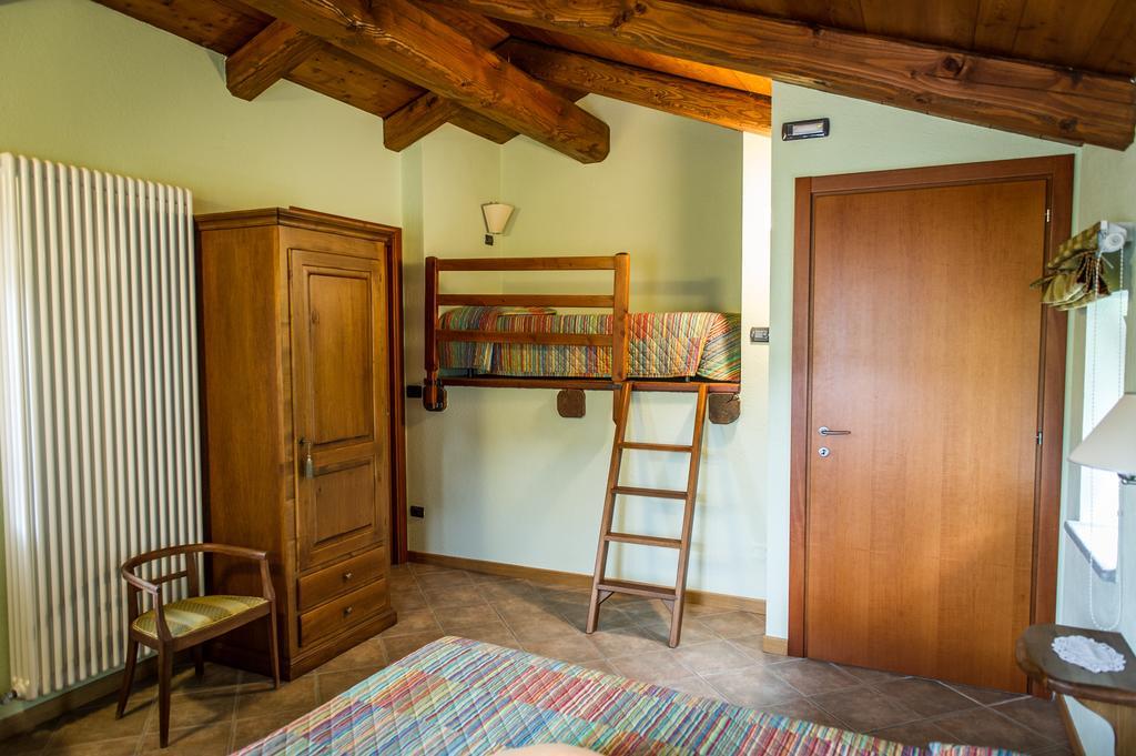 Al Pasche Bed and Breakfast Dronero Δωμάτιο φωτογραφία